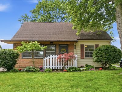 1238 Tabor Ave