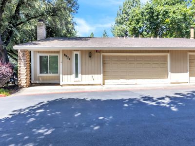 8079 La Riviera Dr