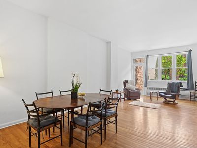 409 W 21st St APT 1