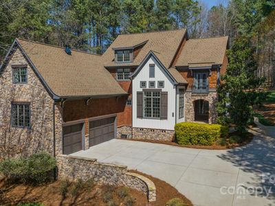492 Agnew Rd