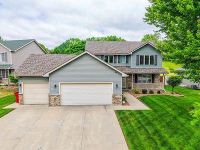 2505 Boulder Ridge Ln NW
