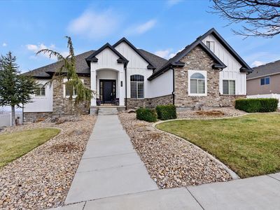 5482 W Rose Summit Dr