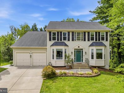 9005 Advantage Ct