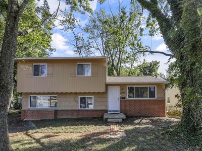 4297 E Livingston Ave