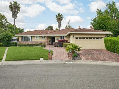 4921 Brightwood Ct