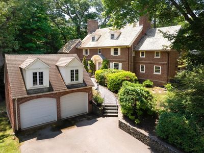 86 Waban Ave