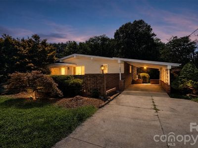 1857 8th Street Dr NE