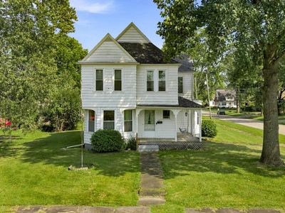201 N Pearl St