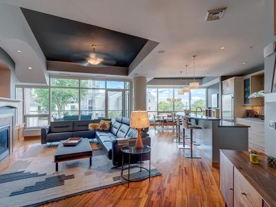 350 South Hamilton Street UNIT 201