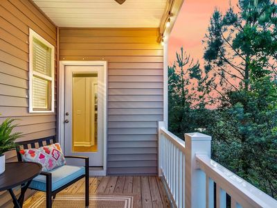 207 Winding River Dr