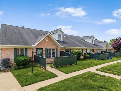 976 Kingsbury Ct