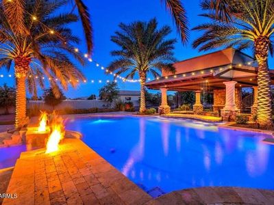 3309 E SUNNYDALE Drive