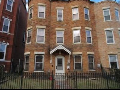 102 Moreland St