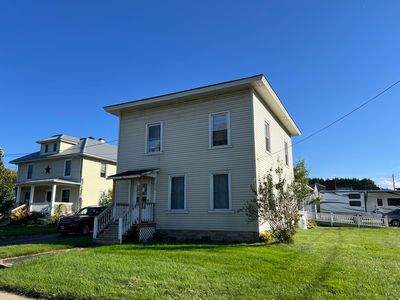 230 E Main St