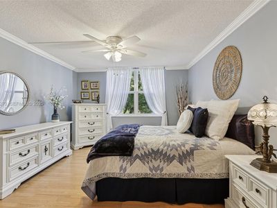 4850 NW 29th Ct APT 325