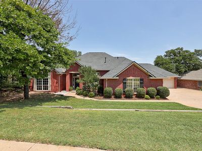 2301 Saint Annes Dr