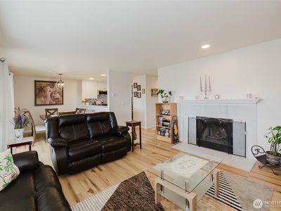 1760 W Sunn Fjord Lane #F 202