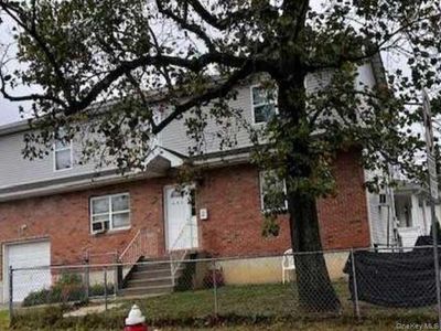 394 Pinebrook Avenue