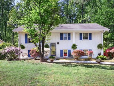 1995 Calvary Hill Ct SW