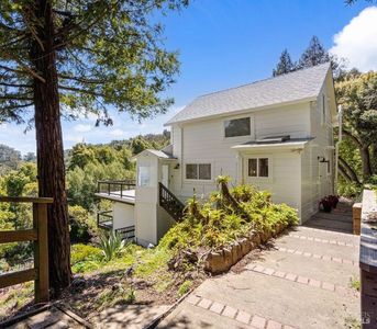 Property at 515 Redwood Ave, Corte Madera, CA