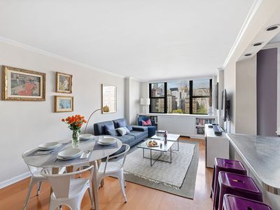 130 E 18th St APT 14B