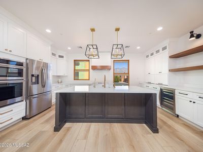 2458 E Blue Diamond Dr