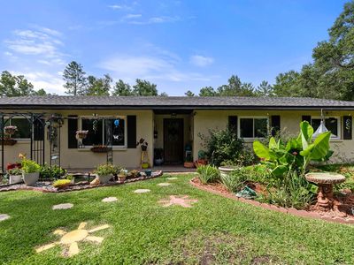 261 Ishie Ave