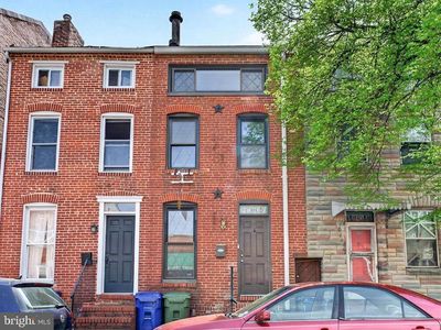 25 West St W