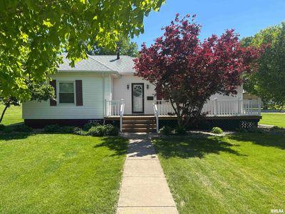 Property at 114 S Lincoln St, Washburn, IL