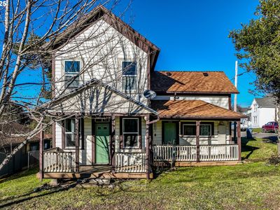 1131 Maple St