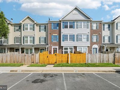 5243 Regal Ct