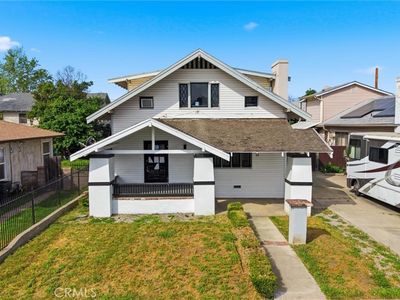 910 G St