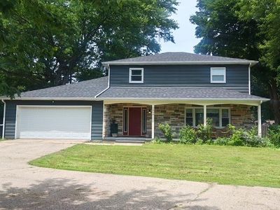 1840 Vista Dr