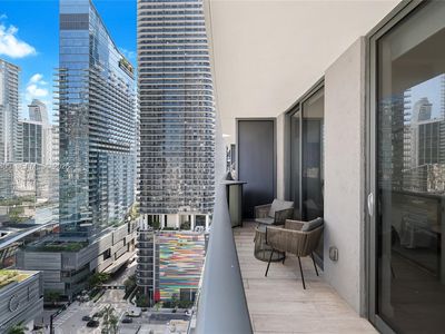 55 SW 9th St APT 2109