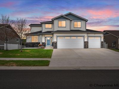 1054 Marie Ln