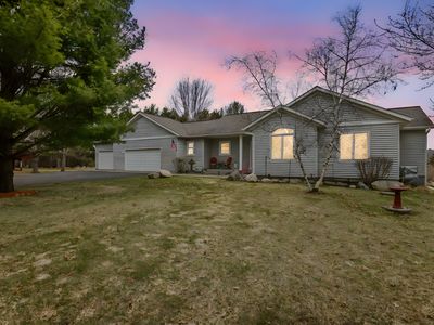 358 Briar Ln
