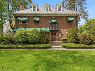 100 S Manning Boulevard