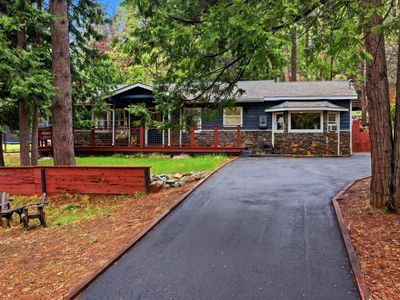 2273 Flanders Dr