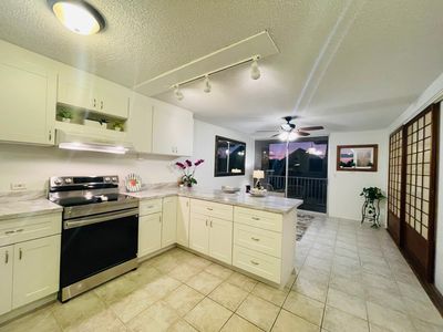 75-5766 Kuakini Hwy APT 104