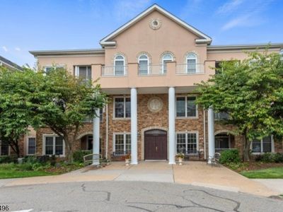 4210 Cleveland Ln BLDG 4 #210