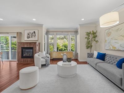 28 Megan Dr