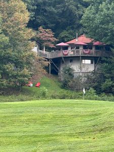 155 Divot Dr