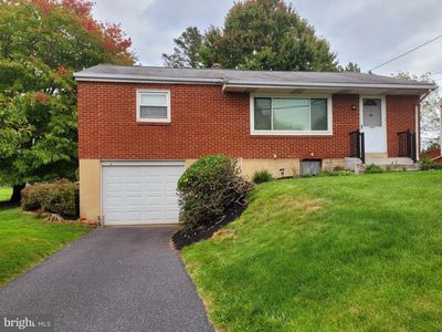 1391 Ford Ave