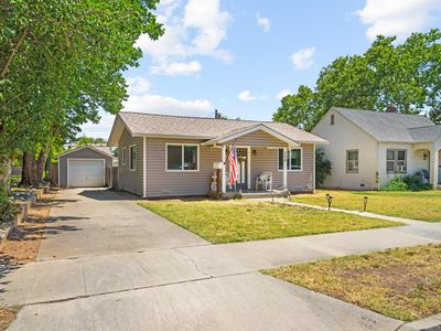 304 Sierra Blvd