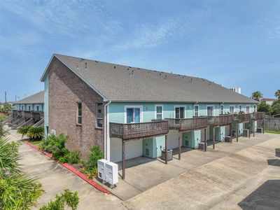 Property at 3100 75th St APT 10, Galveston, TX