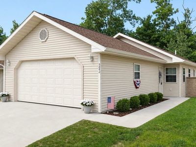 9842 Deer Track Ct