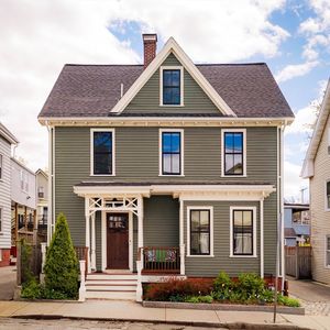 15 Loring St