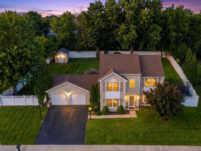 10 Shadow Ridge Court