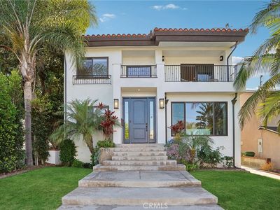 2501 N Poinsettia Ave