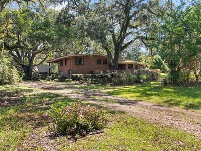 1414 Idlewild Dr